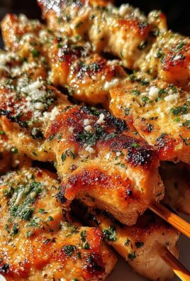 Knoblauch-Parmesan-Hähnchenspieße