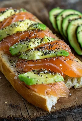 Lachs Avocado Laugenstange mit Topping