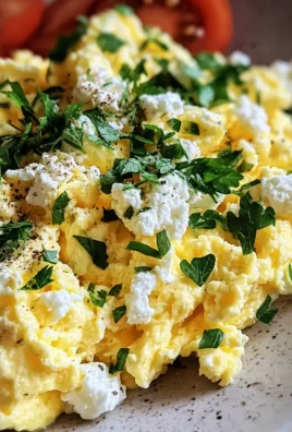Rührei mit Hüttenkäse