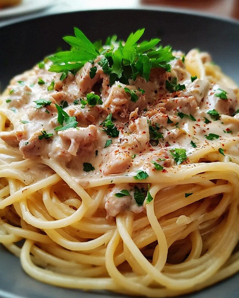 Thunfisch-Sahne-Soße mit Spaghetti
